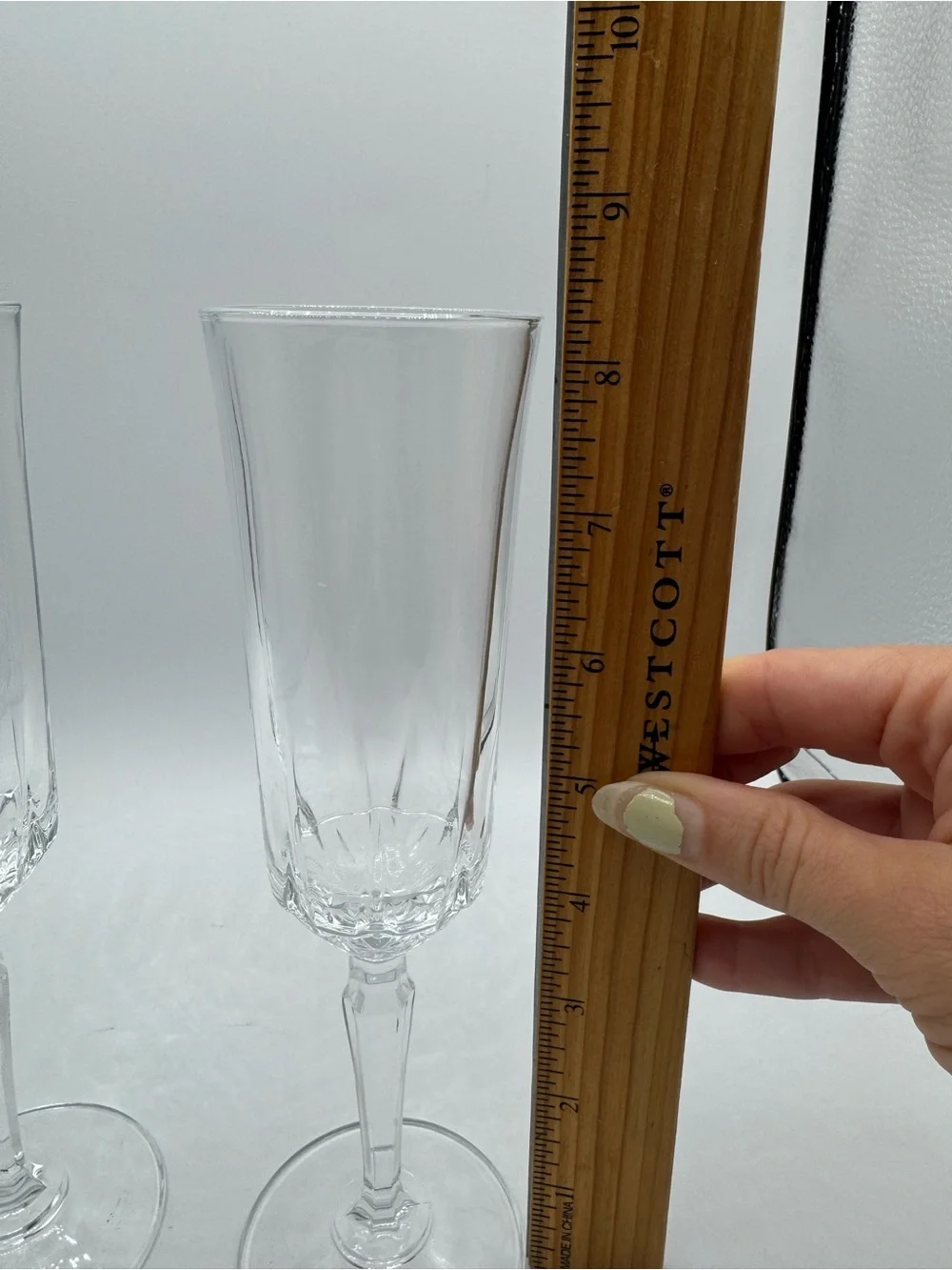 Set of 2 Clear Glass Stemmed Champagne Flutes 8 1/4” Tall